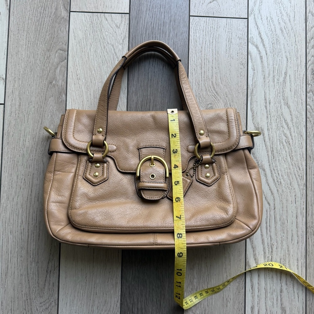 Coach Campbell Eva flap satchel in camel leather - Picture 9 of 11